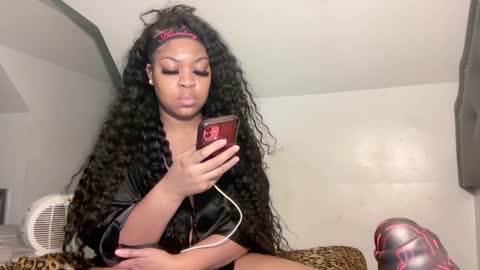 Snapshot of aunyxxx chatting on January 2025 04:38:02 AM aunyxxx online show from January 2025 04:38:02 AM