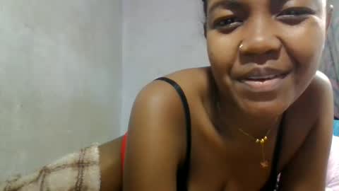 Snapshot of aurelie08 chatting on May 2026 05:05:02 AM aurelie08 online show from May 2026 05:05:02 AM