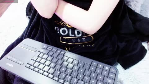 Aurora online show from December 2024 03:20:02 PM