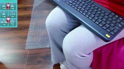 Aurora online show from January 2025 12:09:02 PM