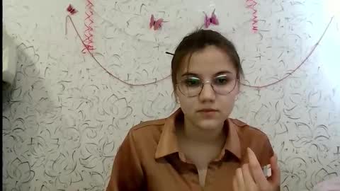 Snapshot of aurora_breeze chatting on February 2026 06:41:02 AM Kiara Xanthe online show from February 2026 06:41:02 AM