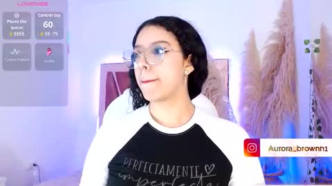 Aurora online show from September 2025 02:13:01 AM