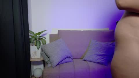Snapshot of aurora_collins08 chatting on May 2026 04:12:02 PM aurora_collins08 online show from May 2026 04:12:02 PM