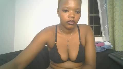 Snapshot of aurora_lightz_1 chatting on November 2025 04:56:01 PM IVY online show from November 2025 04:56:01 PM