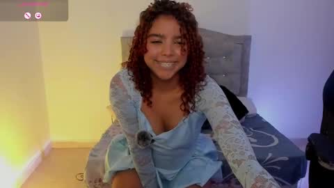 Snapshot of aurora_rodriguez chatting on February 2025 04:03:02 AM aurora_rodriguez online show from February 2025 04:03:02 AM