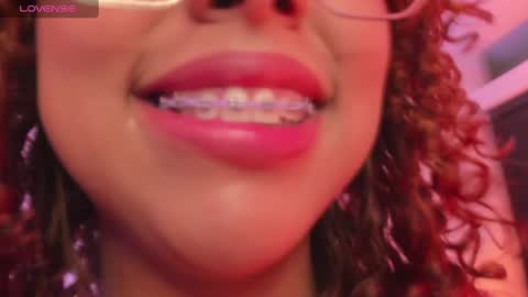 Snapshot of aurora_rodriguez chatting on March 2025 03:05:01 PM aurora_rodriguez online show from March 2025 03:05:01 PM