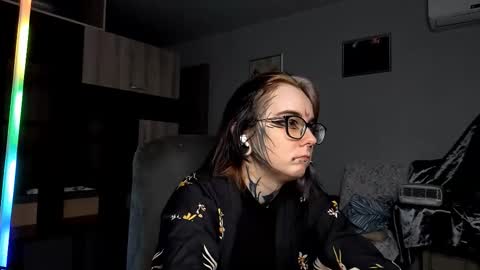 Milana online show from October 2025 10:57:02 AM