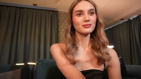 Snapshot of aurora_the_ballerina chatting on January 2025 06:14:01 AM Aurora online show from January 2025 06:14:01 AM