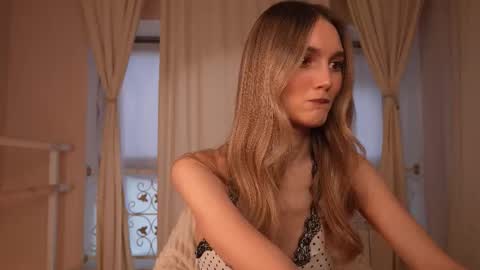 Snapshot of aurora_the_ballerina chatting on October 2025 06:50:02 AM Aurora online show from October 2025 06:50:02 AM