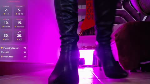 Aurora online show from December 2024 06:03:02 PM