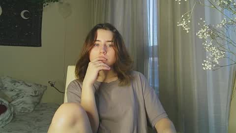 Snapshot of aurora_worker chatting on February 2025 01:09:02 AM Aurora online show from February 2025 01:09:02 AM