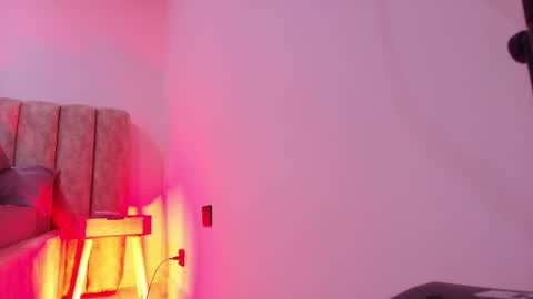 auroraa_miller online show from November 2025 11:54:01 AM