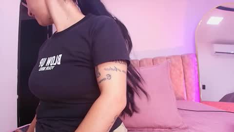 auroraa_miller online show from February 2026 11:49:01 AM