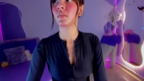 Snapshot of auroracute2 chatting on November 2025 02:16:01 PM auroracute2 online show from November 2025 02:16:01 PM