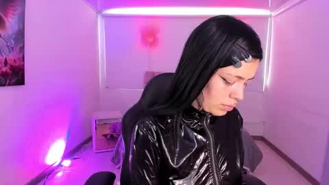 Aurora Diaz online show from November 2025 07:35:02 PM