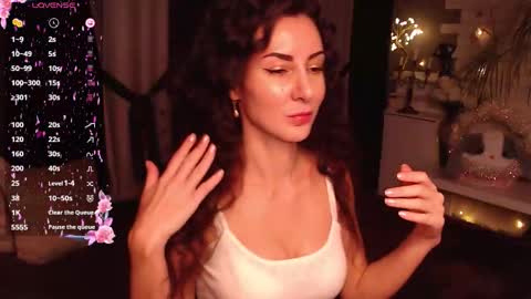 Snapshot of auroragreys chatting on December 2025 02:34:02 PM Aurora online show from December 2025 02:34:02 PM