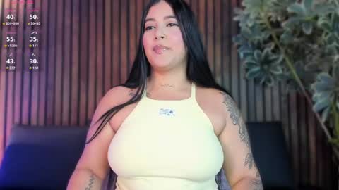 auroraqueenn online show from July 2026 07:44:01 PM