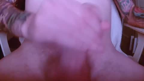 Snapshot of ausmopolitan chatting on November 2025 10:13:02 AM ausmopolitan online show from November 2025 10:13:02 AM