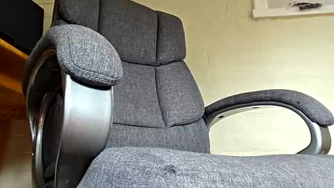 Snapshot of aussie_dadbod90 chatting on February 2026 06:53:01 AM aussie_dadbod90 online show from February 2026 06:53:01 AM