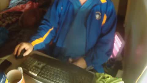 Snapshot of aussiebaker chatting on September 2025 07:38:01 PM aussiebaker online show from September 2025 07:38:01 PM