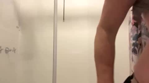 Milf4u online show from September 2025 07:53:01 AM