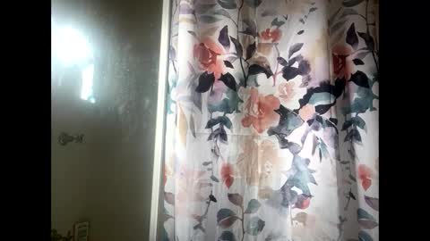 Milf4u online show from February 2026 06:40:02 AM