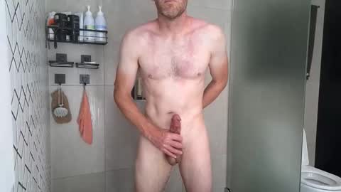 Snapshot of aussieweapon chatting on October 2025 10:55:01 PM Nick online show from October 2025 10:55:01 PM