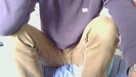 Snapshot of austin24100 chatting on November 2025 11:43:02 AM Austin online show from November 2025 11:43:02 AM