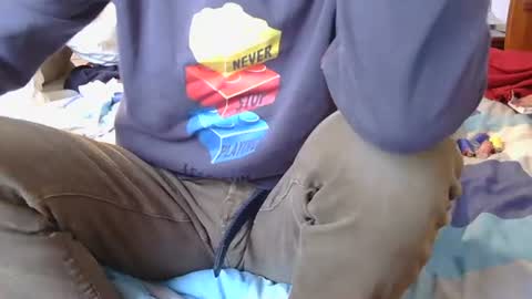 Snapshot of austin24100 chatting on November 2025 11:32:02 AM Austin online show from November 2025 11:32:02 AM