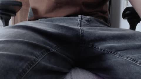 austin_breaker online show from April 2026 04:34:01 PM