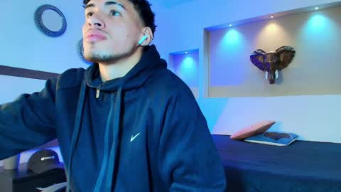 Snapshot of austin_collinss chatting on January 2025 02:49:01 AM AUSTIN online show from January 2025 02:49:01 AM