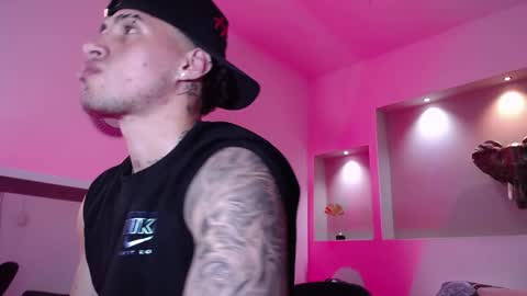 Snapshot of austin_collinss chatting on February 2025 05:09:02 AM AUSTIN online show from February 2025 05:09:02 AM