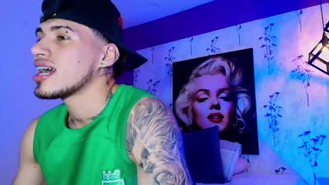 Snapshot of austin_collinss chatting on February 2025 05:01:01 AM AUSTIN online show from February 2025 05:01:01 AM