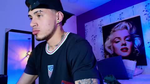 Snapshot of austin_collinss chatting on February 2025 07:56:02 AM AUSTIN online show from February 2025 07:56:02 AM