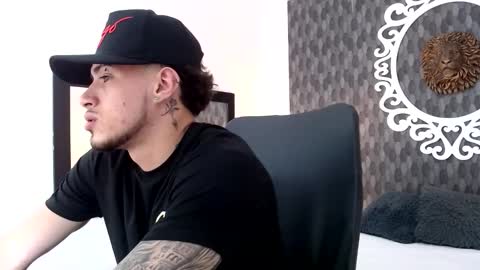 Snapshot of austin_collinss chatting on February 2025 01:13:02 PM AUSTIN online show from February 2025 01:13:02 PM