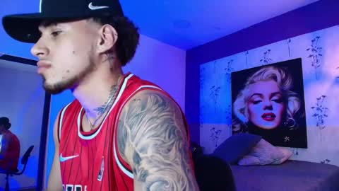 Snapshot of austin_collinss chatting on March 2025 06:04:02 AM AUSTIN online show from March 2025 06:04:02 AM