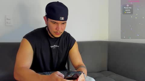 A online show from October 2025 09:38:01 PM