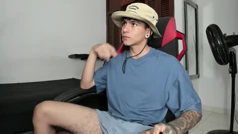 Snapshot of austin_falcon chatting on January 2026 07:08:02 PM Austin online show from January 2026 07:08:02 PM