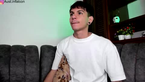 Snapshot of austin_falcon chatting on February 2026 09:11:02 PM Austin online show from February 2026 09:11:02 PM