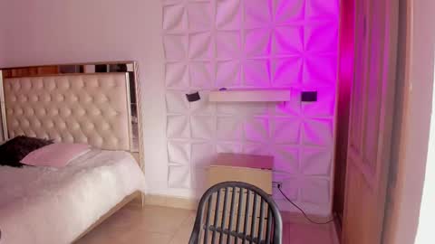 Snapshot of austin_rouse chatting on December 2025 07:40:02 PM austin_rouse online show from December 2025 07:40:02 PM