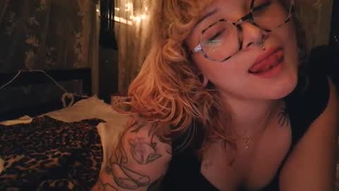 Autie 3 online show from April 2026 03:17:01 AM