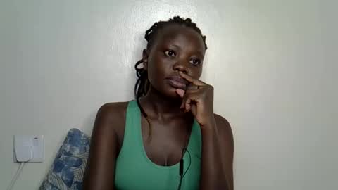 Snapshot of autumnbeagle chatting on November 2025 02:08:01 PM autumnbeagle online show from November 2025 02:08:01 PM