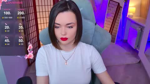 Ava online show from November 2025 02:27:02 PM