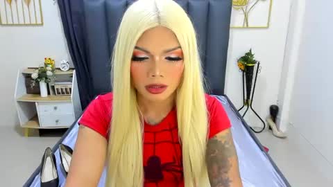 Snapshot of ava_gonz chatting on June 2026 12:40:02 PM ava gonz online show from June 2026 12:40:02 PM