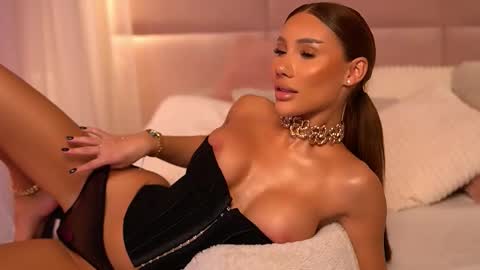 Ava online show from February 2026 11:19:02 PM