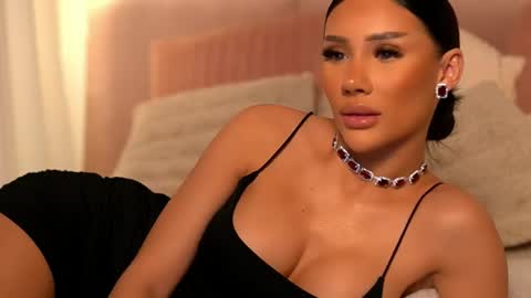 Ava online show from April 2026 12:12:01 AM