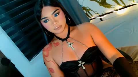 Ava online show from June 2026 08:35:01 PM