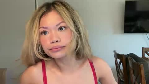 Little Ava  online show from April 2026 06:01:01 PM
