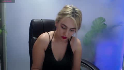    online show from December 2024 11:00:01 AM