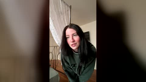Snapshot of avallanchee chatting on May 2026 12:52:01 AM avallanchee online show from May 2026 12:52:01 AM